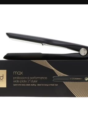ghd Max Wide Plate 2" Styler in Black and Gold